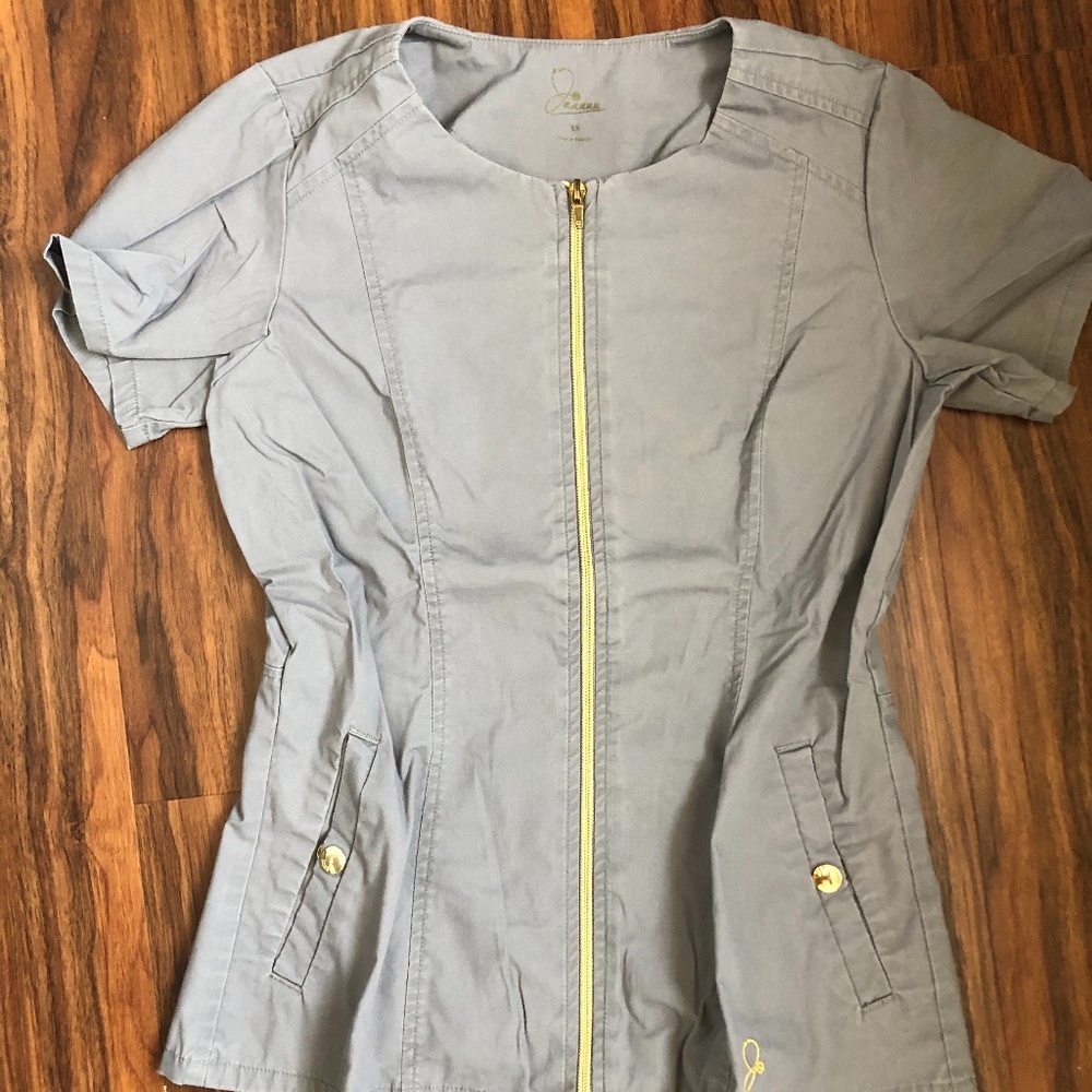 Jaanuu Scrubs